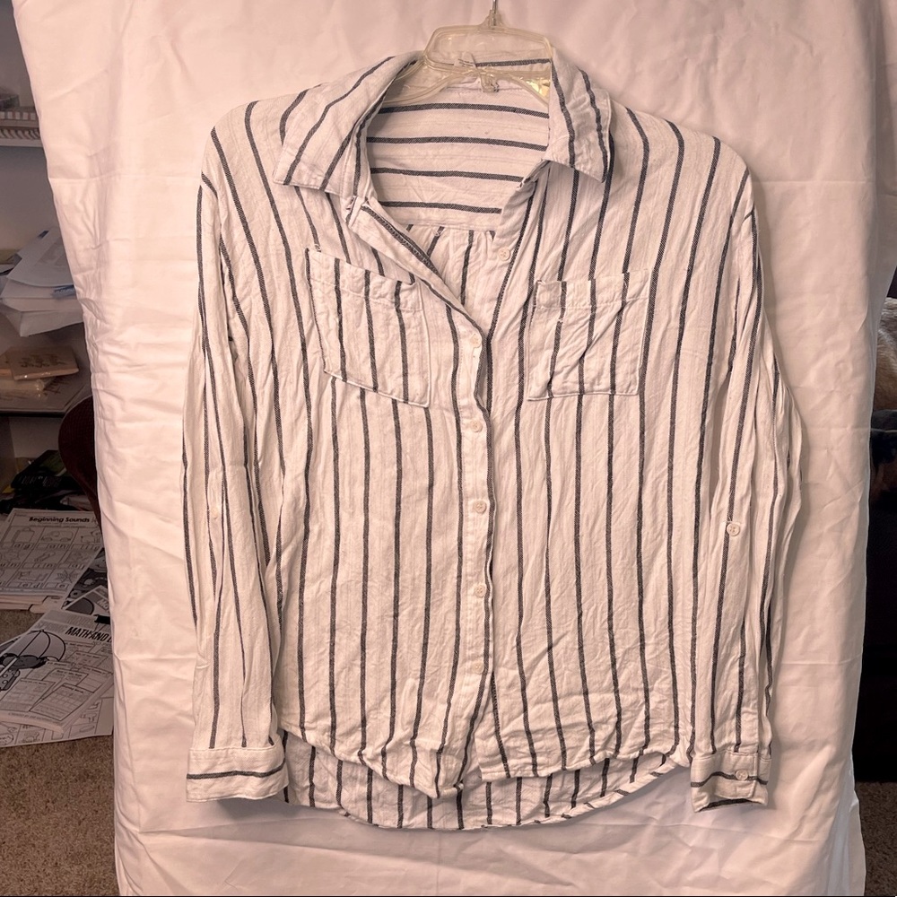 Women’s striped long sleeve button up